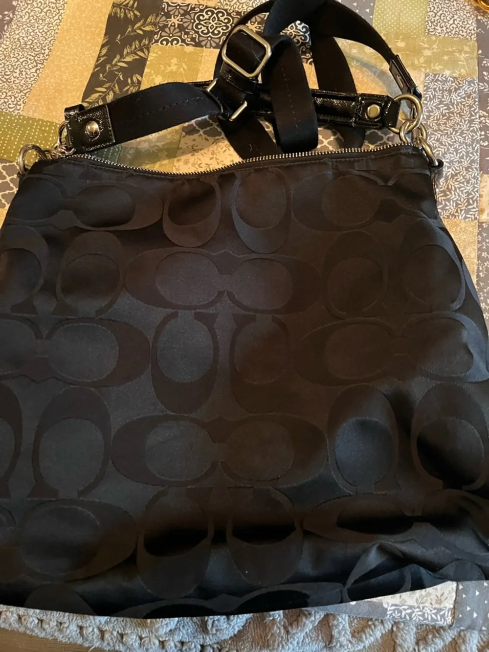 Coach Black Signature Jacquard Shoulder Bag with Silver Hardware - Picture 4 of 5